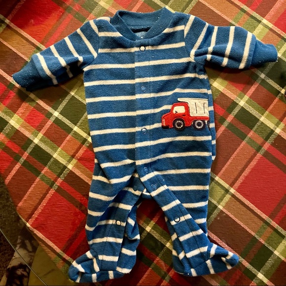 Carter’s Boys Footed Zip + Button Up Footed Pajamas Preemie 3 piece - Picture 2 of 16